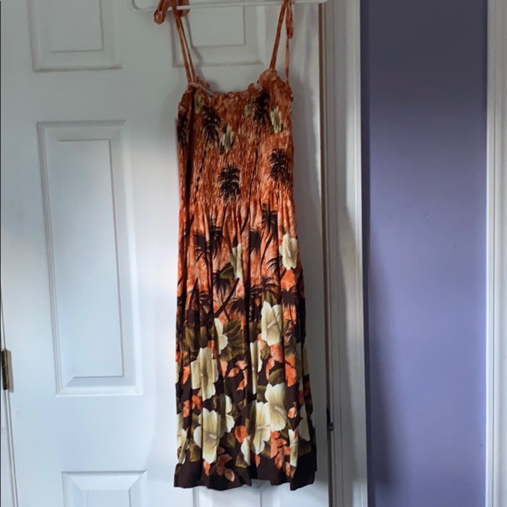 Hawaiian dress